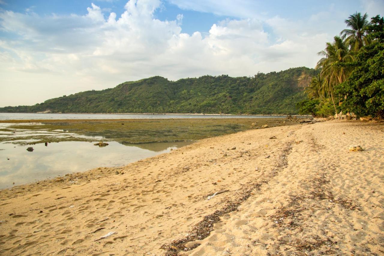 Oldwoods By The Sea Nature Resort Bani Pangasinan Extérieur photo